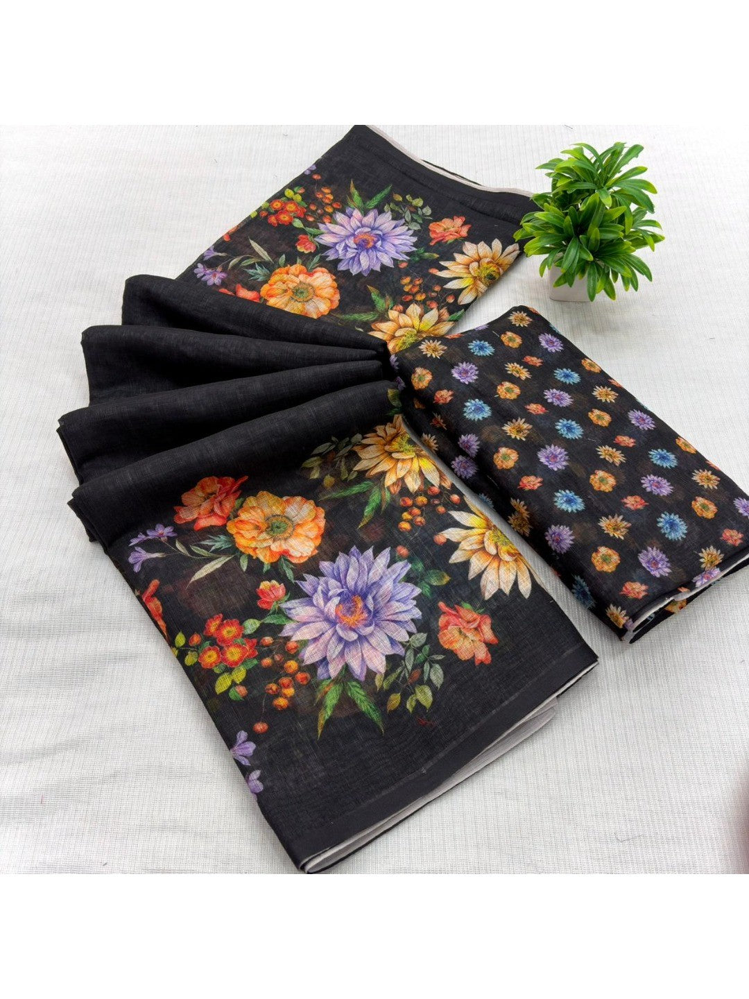Black Floral Printed Linen Saree with Soft Texture for Comfortable Casual Styling - Image 3