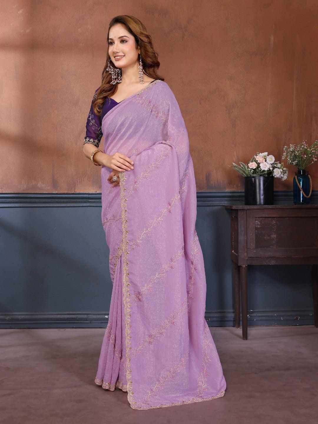 Lavender Chiffon Party Wear Saree with Artistic Embroidery and Elegant Finish - Image 5