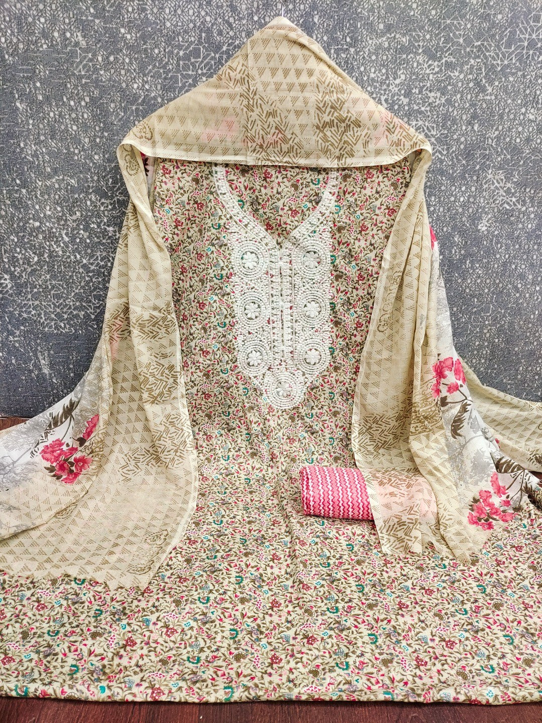 Stylish Cream & Gajari Pink Floral Printed Cotton Blend Dress Material With Embroidery Neck Work - Image 3