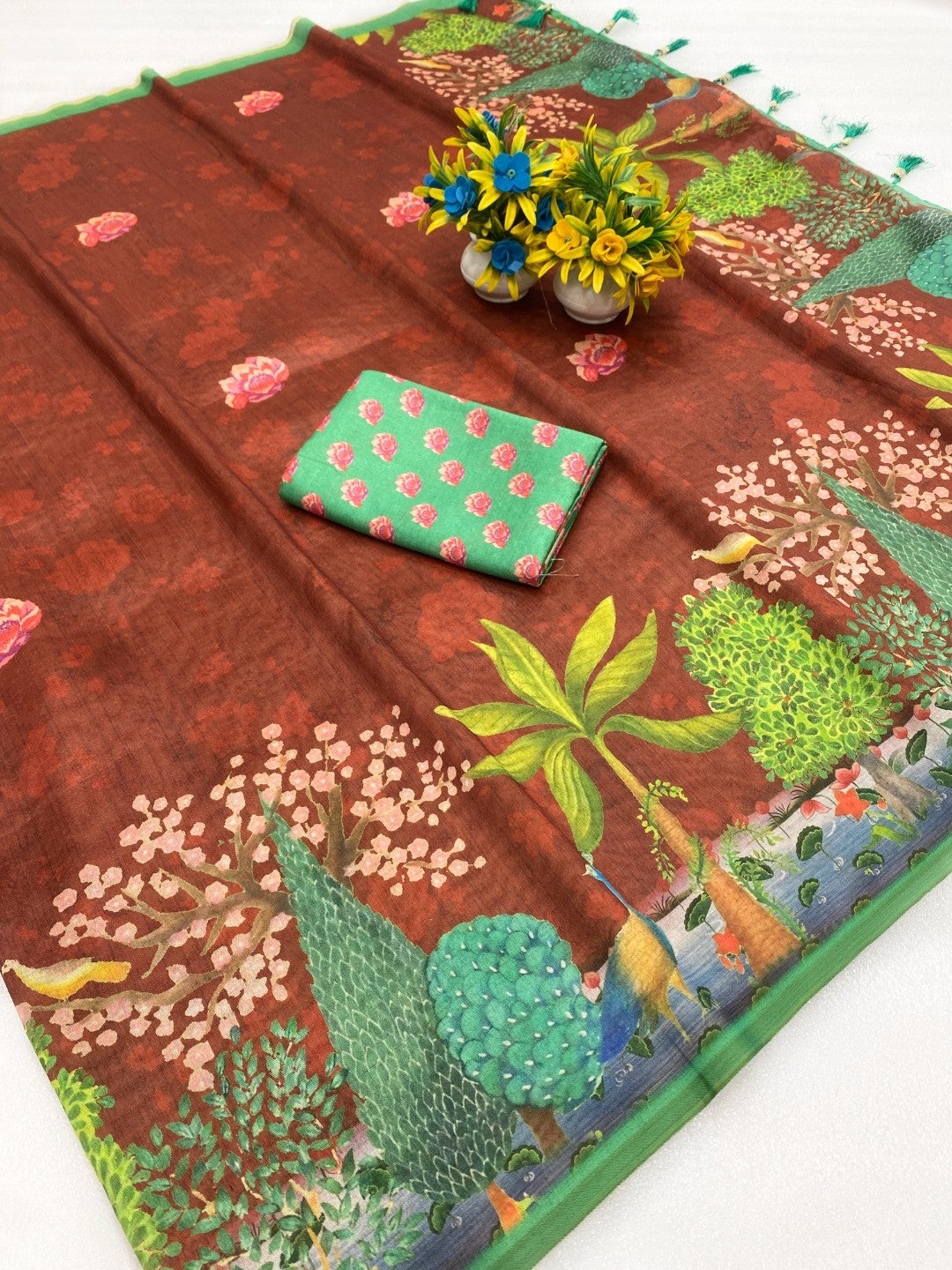 Elegant Brown Silk Blend Saree with Printed Border - Image 3