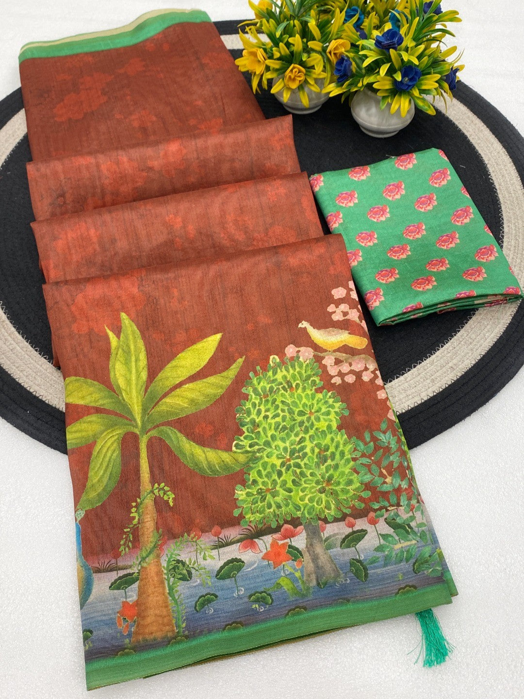 Elegant Brown Silk Blend Saree with Printed Border - Image 5