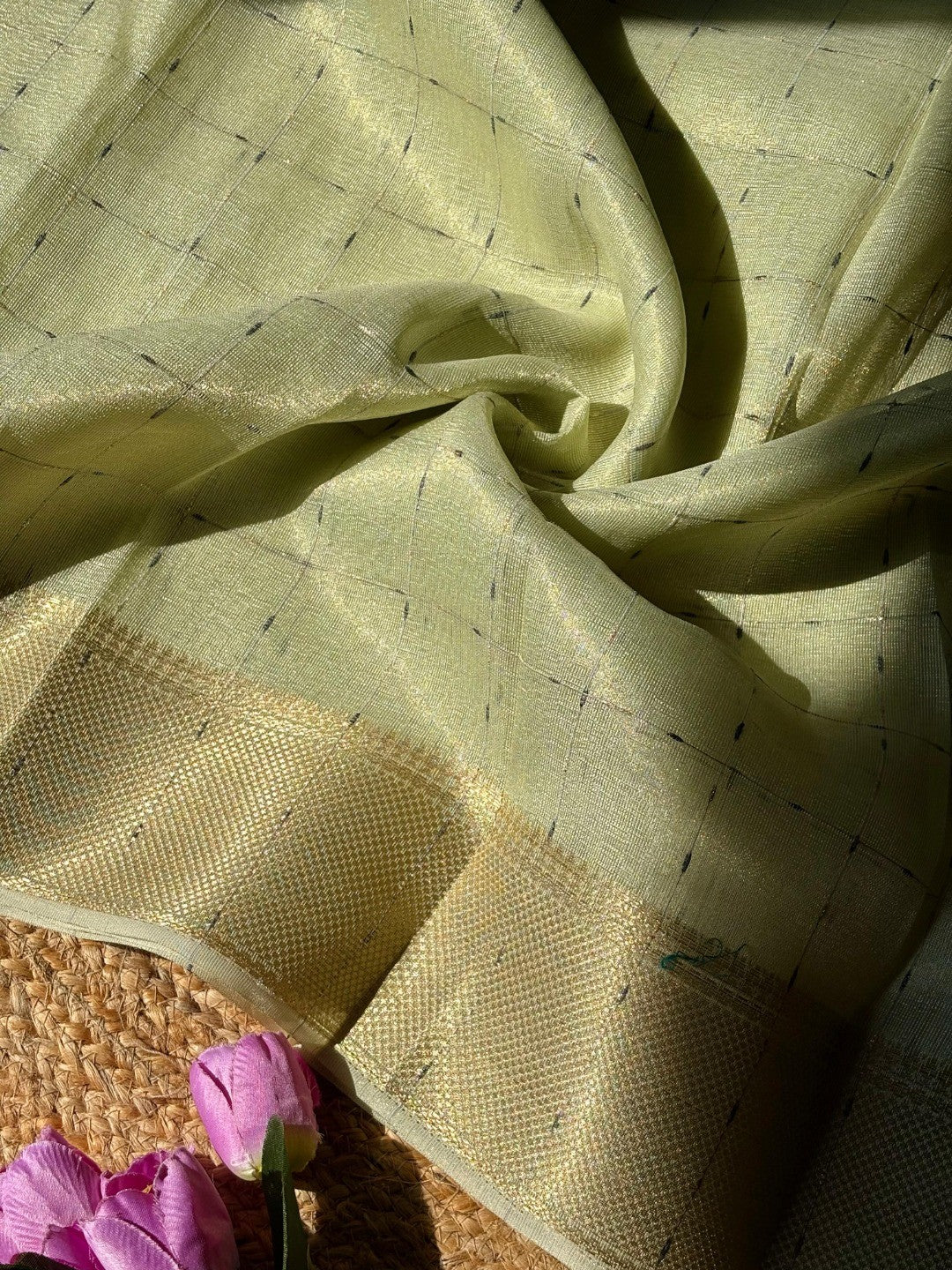 Green Zari Work Woven Tissue Crush Saree with Soft Crushed Texture and Detailed Zari Work - Image 4