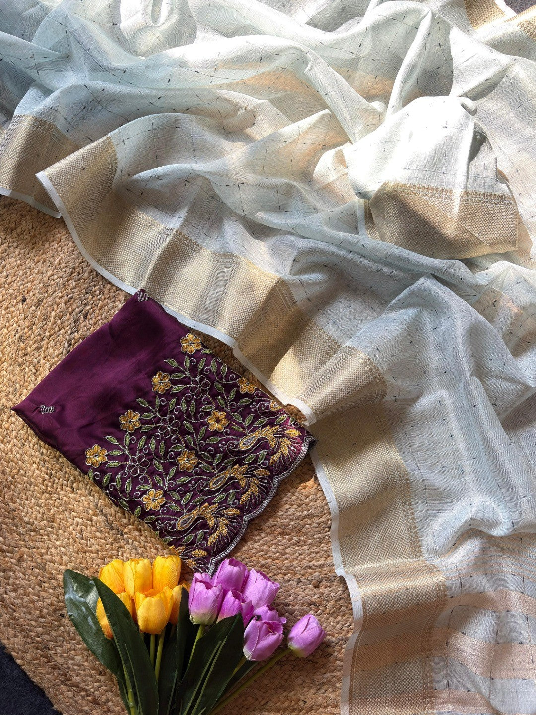 White Zari Work Woven Tissue Crush Saree with Soft Crushed Texture and Detailed Zari Work - Image 3
