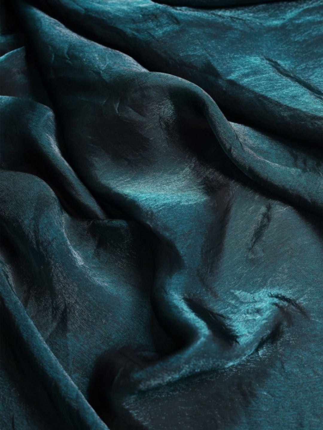 Teal Solid Chiffon Saree Perfect for Parties & Festive Occasions - Image 3