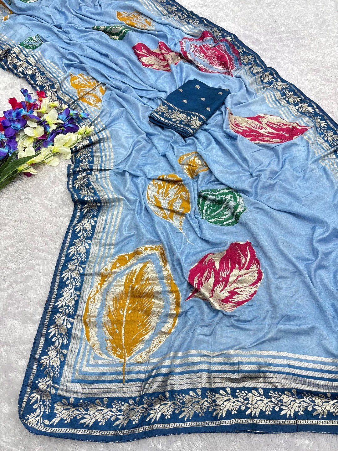 Elegant Sky Blue Muslin Saree with Floral Print and Zari Border - Image 4