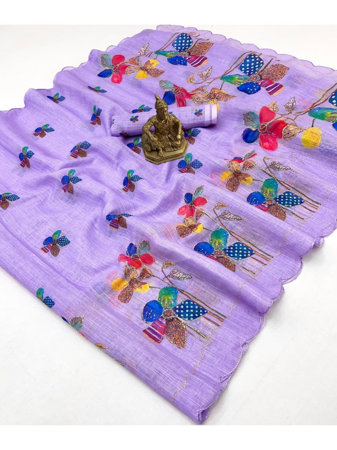 Lavender Pure Linen Saree Adorned with Soft Floral Patterns - Image 2