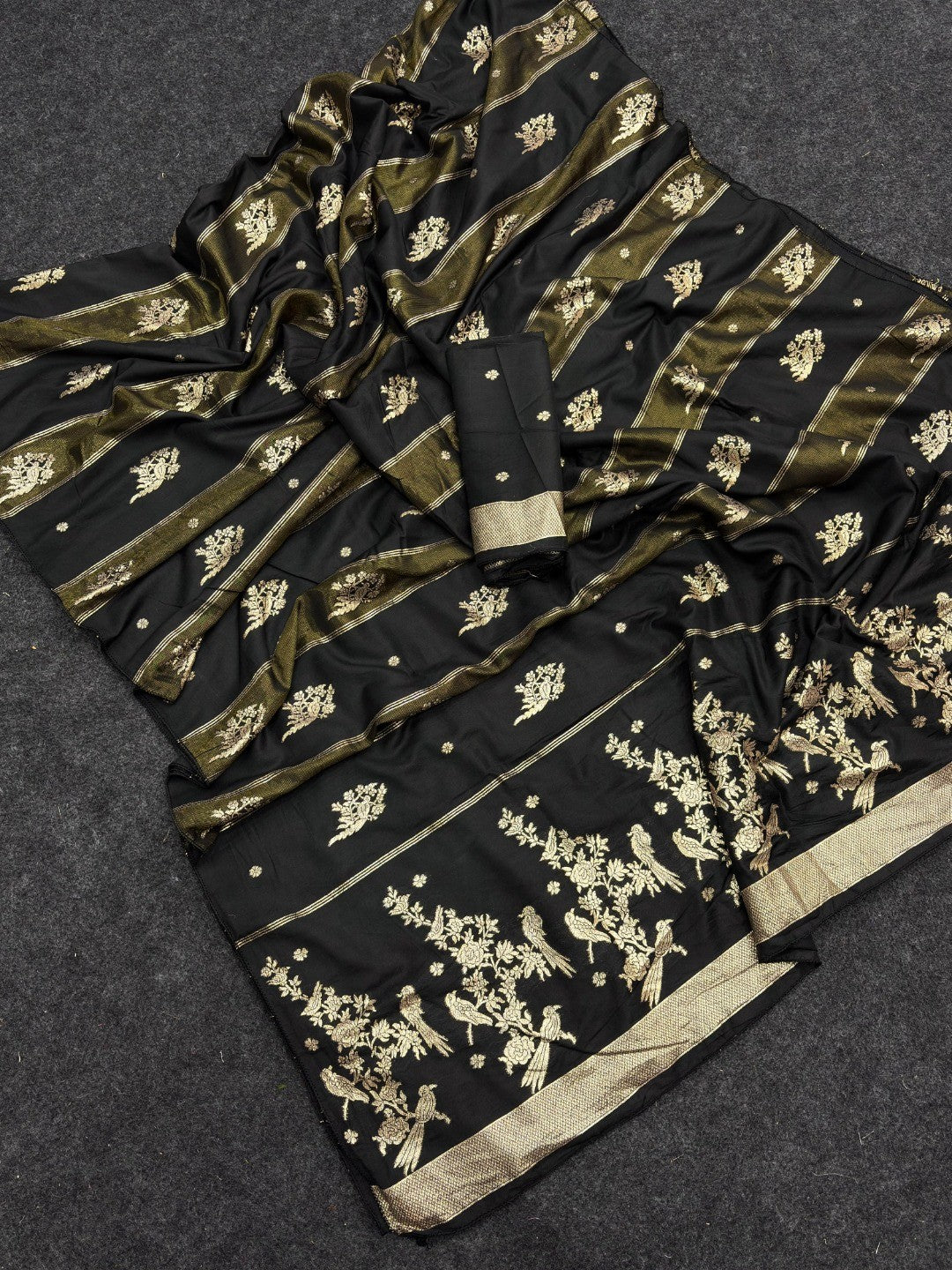 Classic Black Zari Woven Viscose Saree With Graceful Floral & Birds Motif Detailing - Image 2