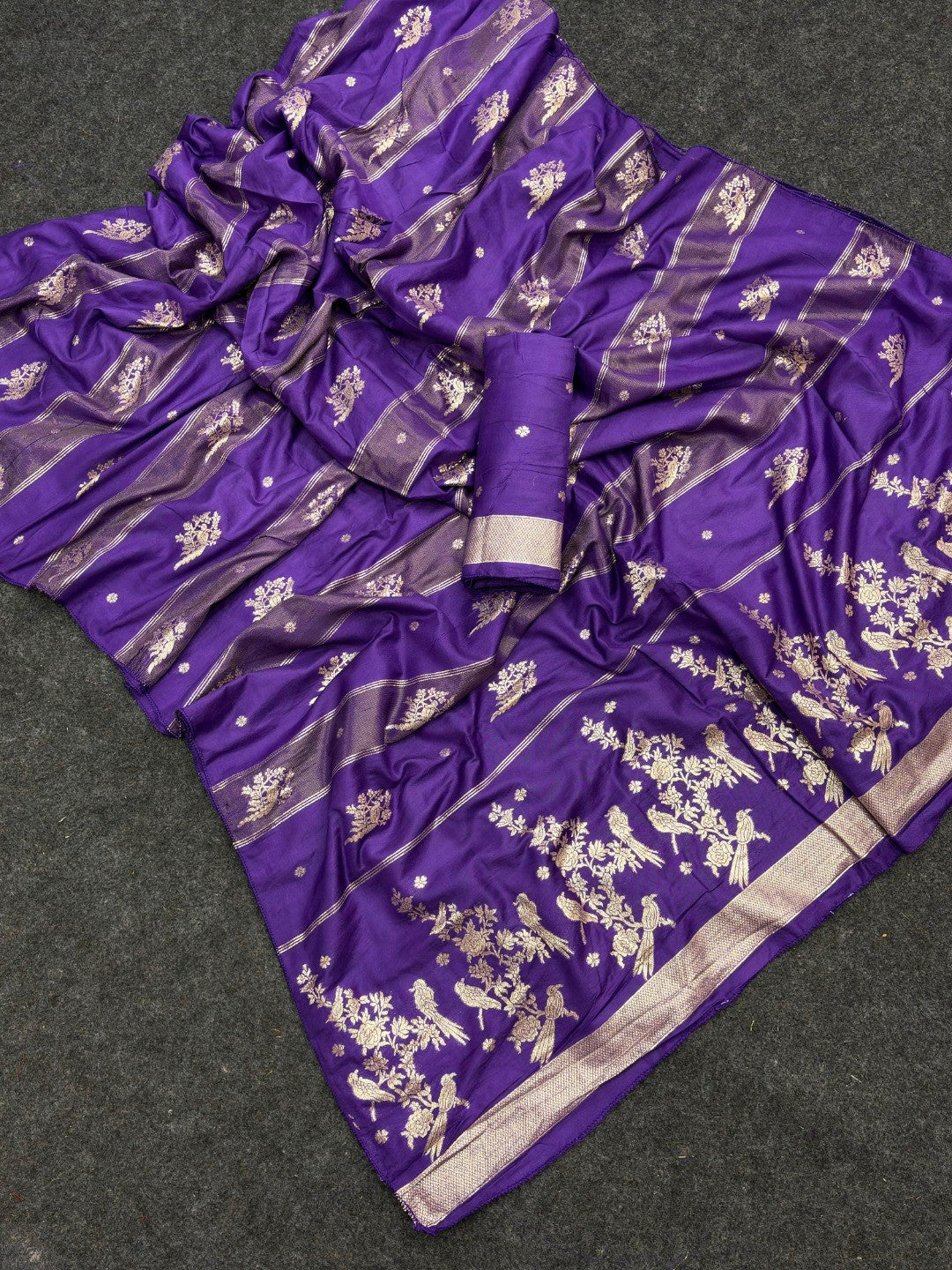 Classic Purple Zari Woven Viscose Saree With Graceful Floral & Birds Motif Detailing - Image 2