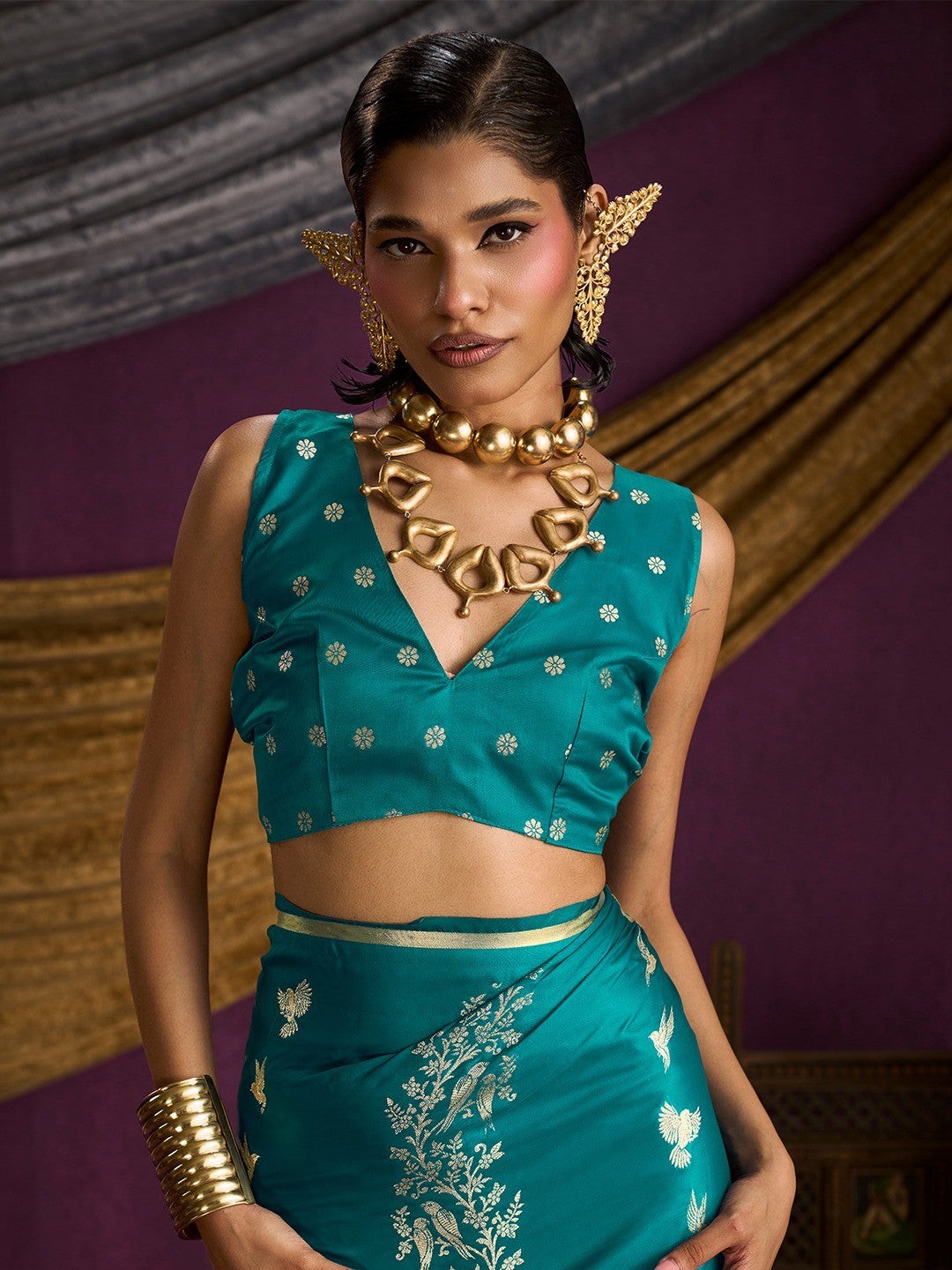 Majestic Teal Floral Weaving Work Satin Saree Featuring Designer Tassels Pallu - Image 4