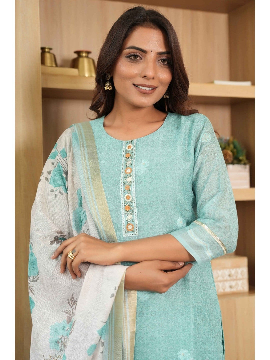 Light Green Printed Linen Jacquard Suit with Graceful Lace Work Detailing - Image 3
