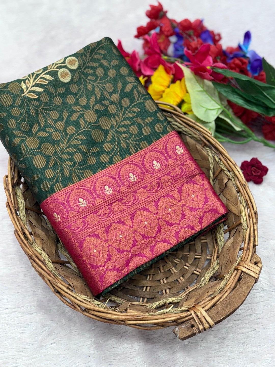 Green Silk Blend Saree with Woven Floral Design and Detailed Woven Motifs - Image 4