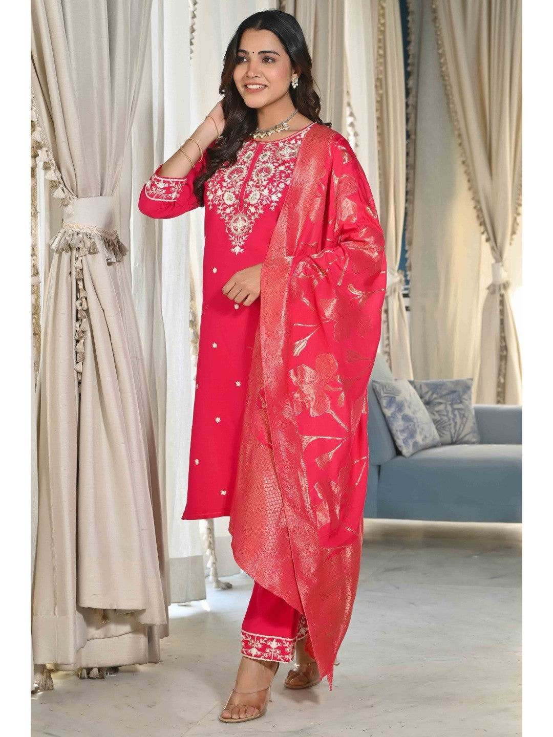 Pink Sequins Embroidered Cotton Silk Salwar Suit - Image 5