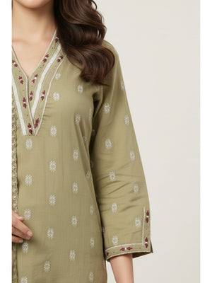 Green Pure Cotton Straight Suit with Handloom Weaving - Image 2
