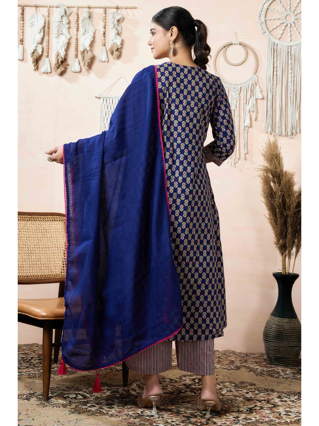 Navy Blue Floral Printed Pure Cotton A-Line Salwar Suit - Image 4