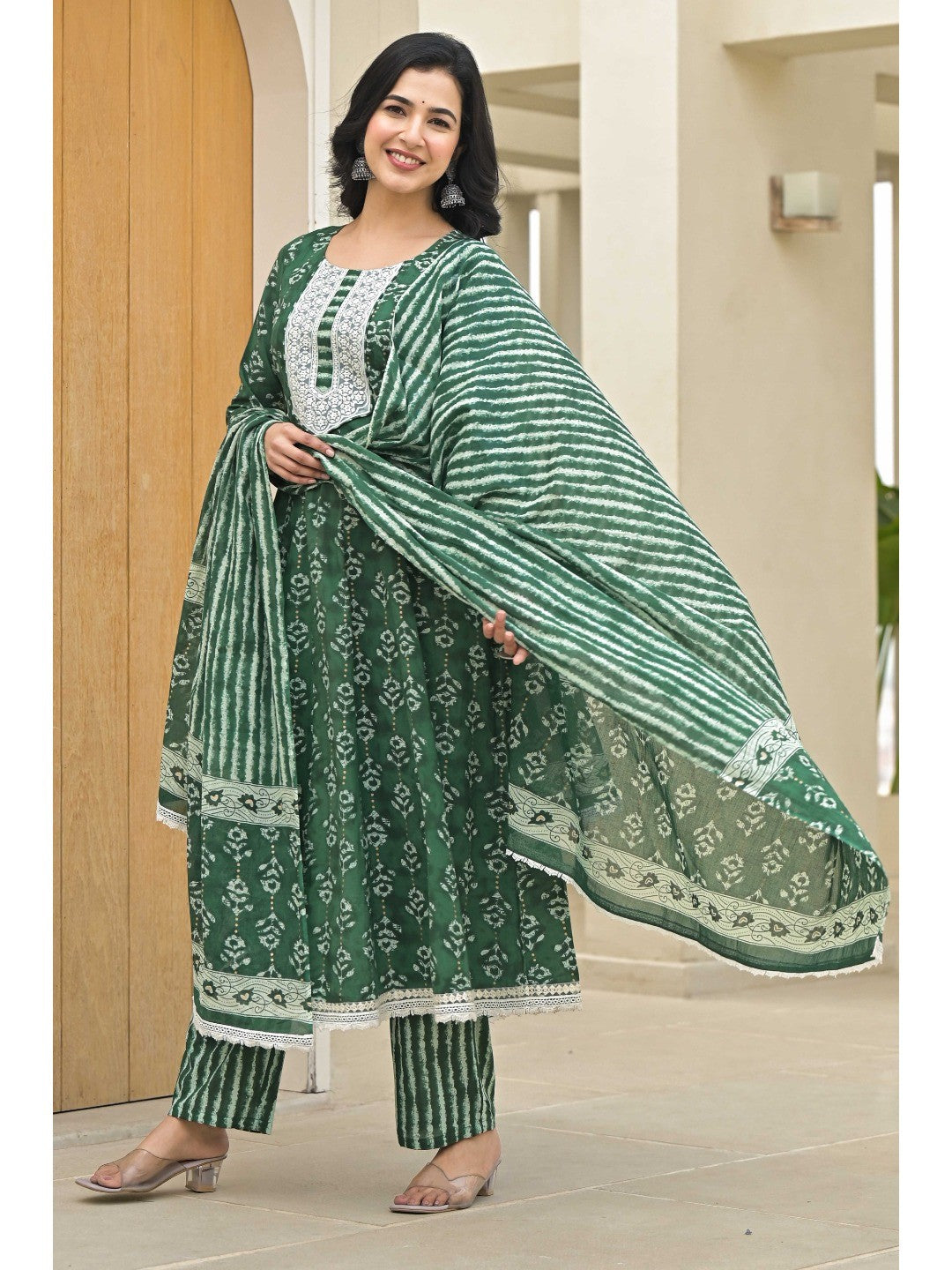 Green Floral Printed Pure Cotton Anarkali Salwar Suit - Image 6