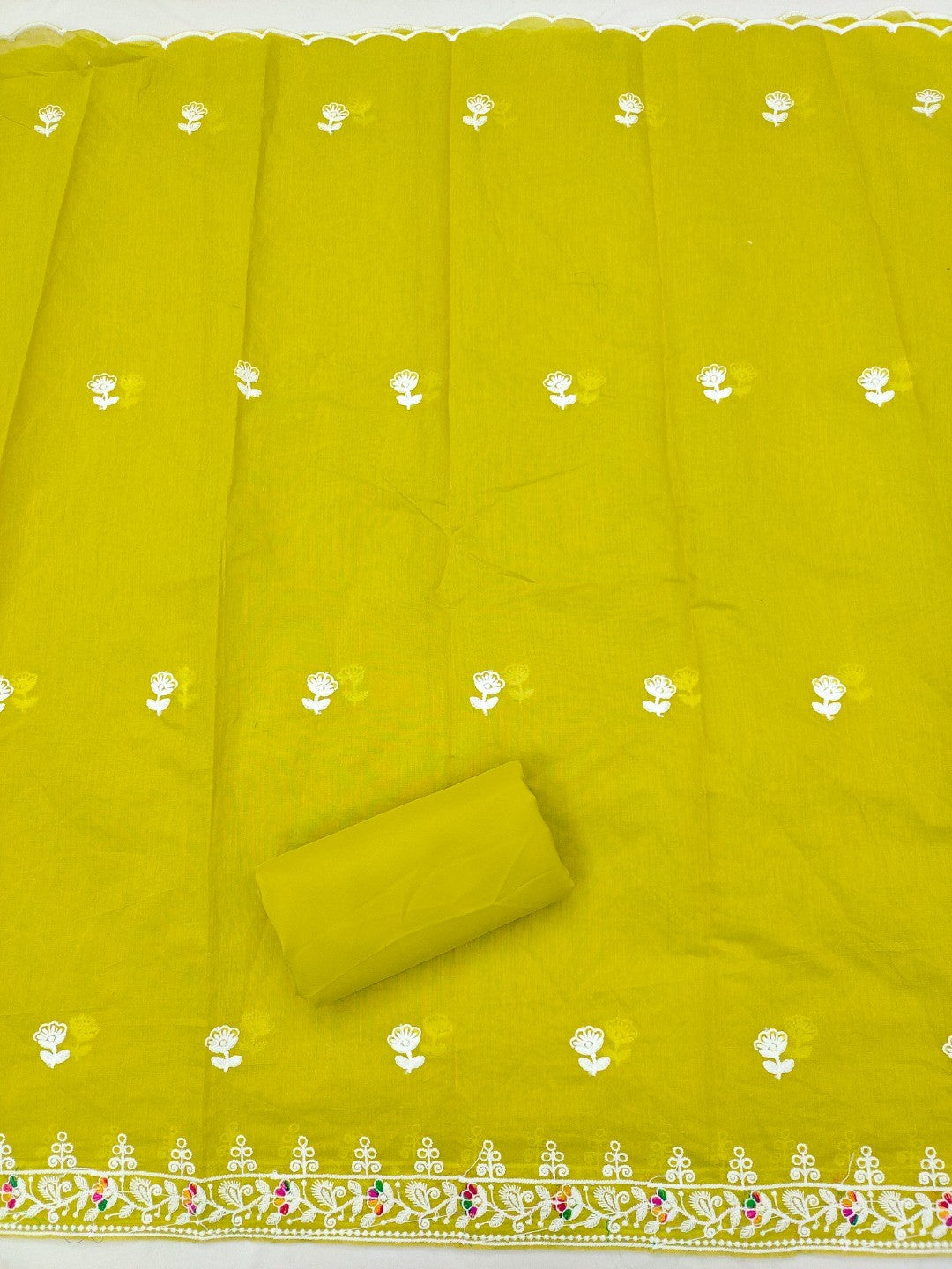 Green Chanderi Silk Dress Material with Embroidery and Intricate Thread Detailing - Image 3