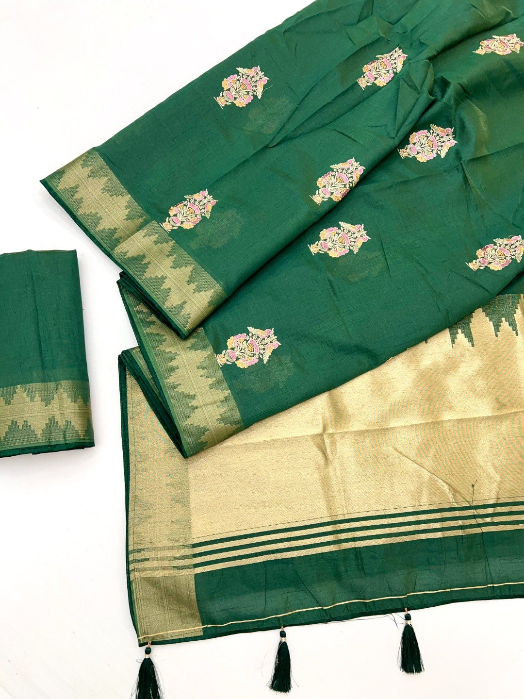 Refreshing Green Cotton Blend Saree Highlighted By Intricate Floral Embroidery & Zari Weaving - Image 3