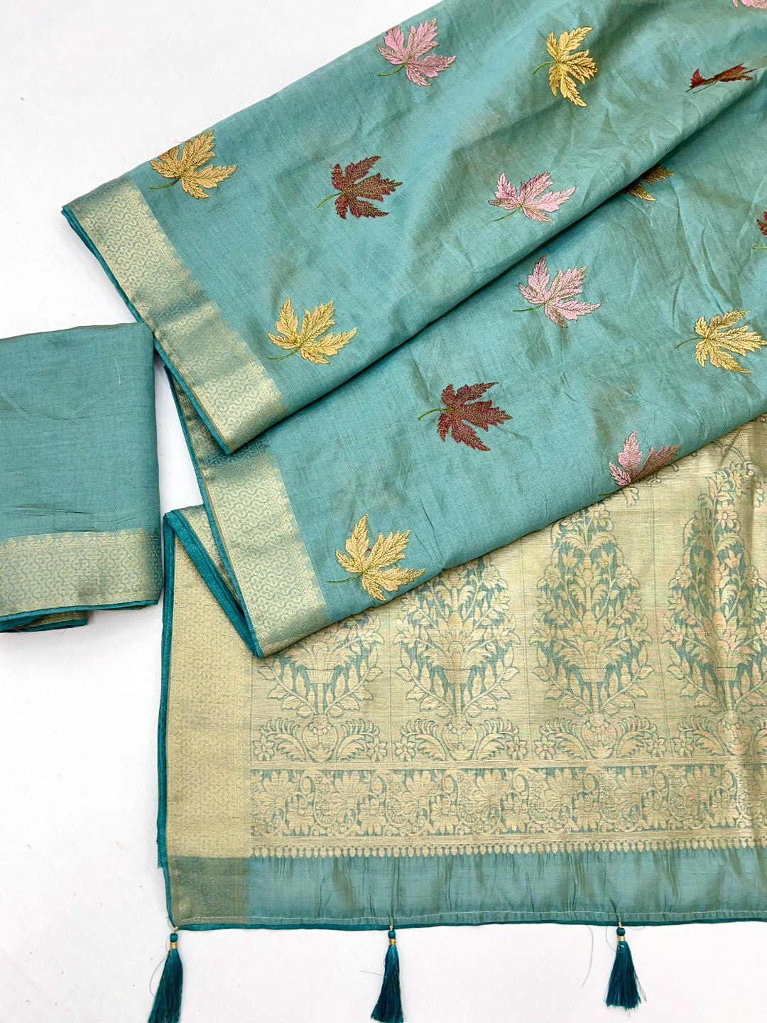 Sophisticated Blue Cotton Blend Saree Enhanced With Leaf Embroidery & Lustrous Zari Weaving - Image 3