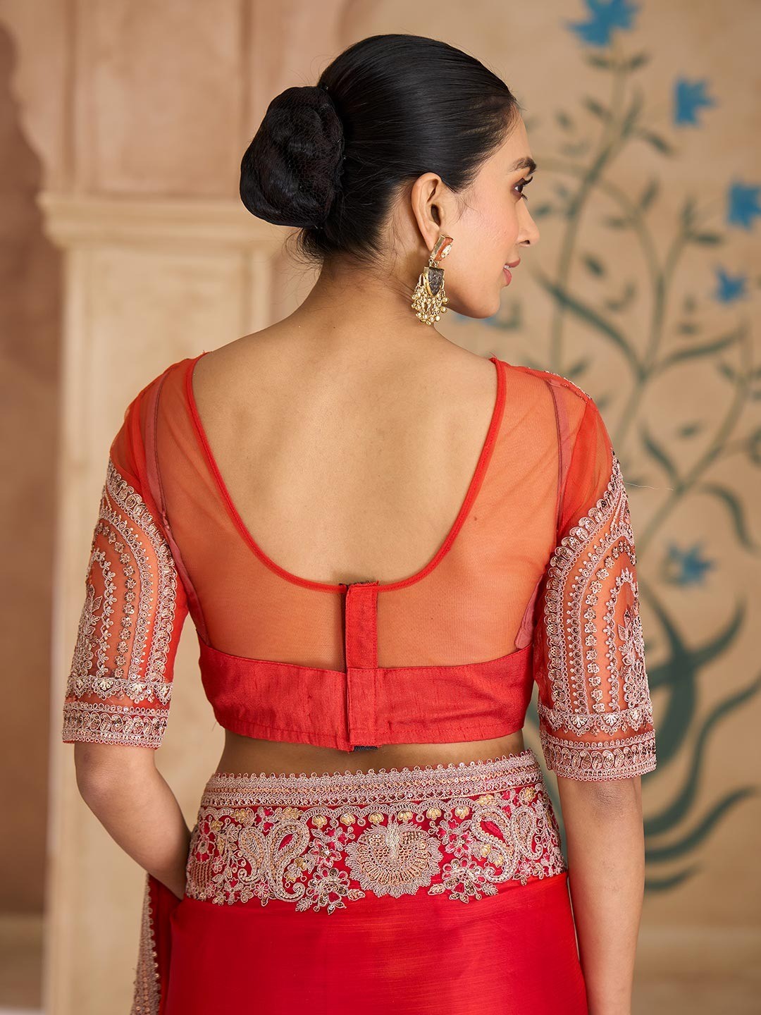 Party Perfect Red Chiffon Saree with Shimmering Sequin and Thread Embroidery - Image 4