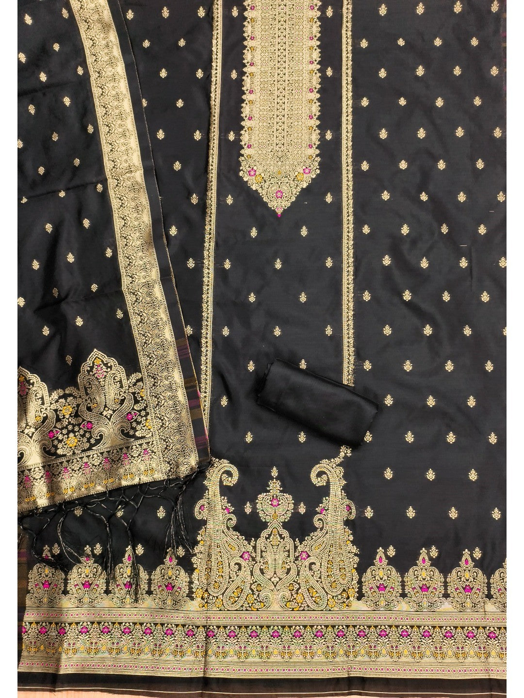 Premium Black Banarasi Silk Dress Material With Opulent Floral & Paisley Motif Zari Weaving - Image 4