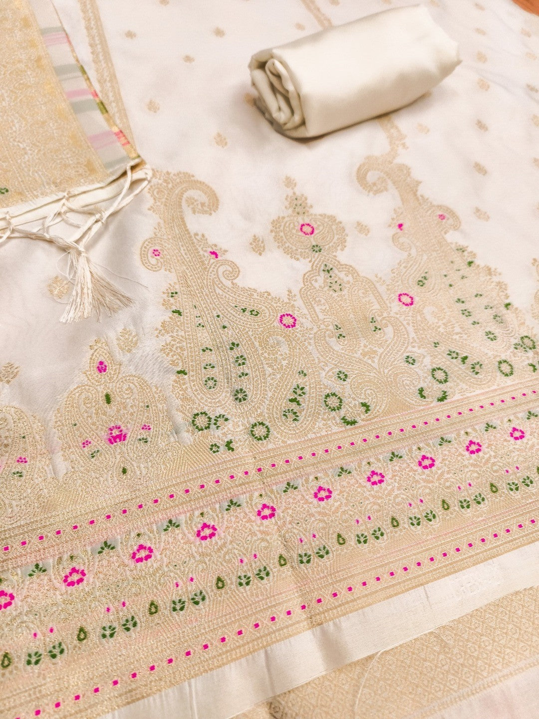 Premium Offwhite Banarasi Silk Dress Material With Opulent Floral & Paisley Motif Zari Weaving - Image 2