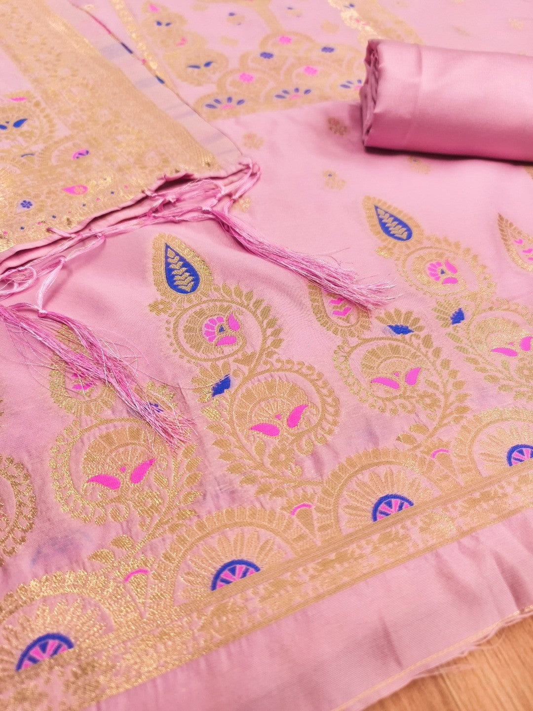 Luxurious Pink Banarasi Silk Dress Material Showcasing Rich Floral Zari Weaving Design - Image 3