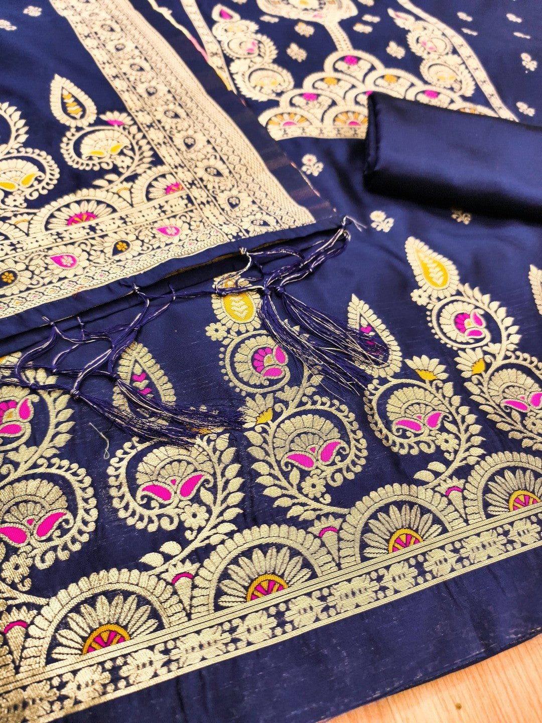 Luxurious Navy Blue Banarasi Silk Dress Material Showcasing Rich Floral Zari Weaving Design - Image 2