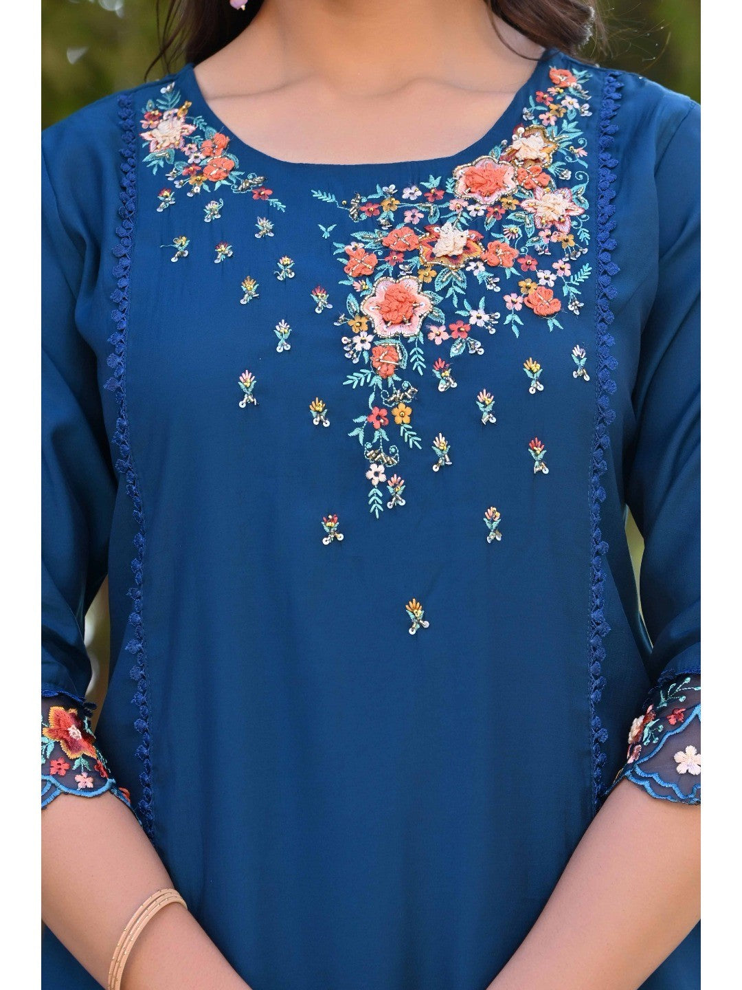 Navy Blue Floral Embroidery Handwork Viscose Salwar Suit - Image 3