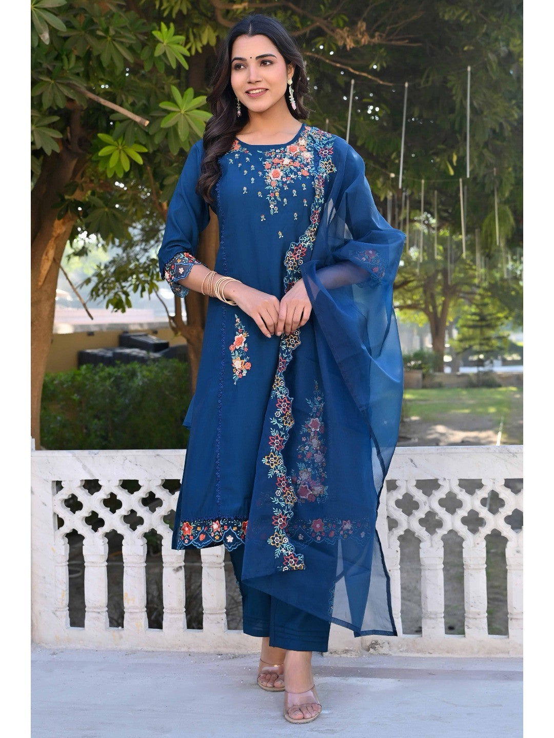 Navy Blue Floral Embroidery Handwork Viscose Salwar Suit - Image 2