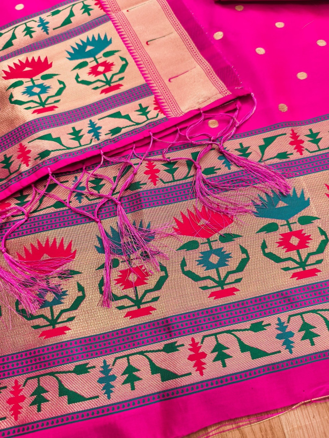 Luxury Rani Pink Floral & Peacock Design Zari Weaving Banarasi Silk Dress Material - Image 3