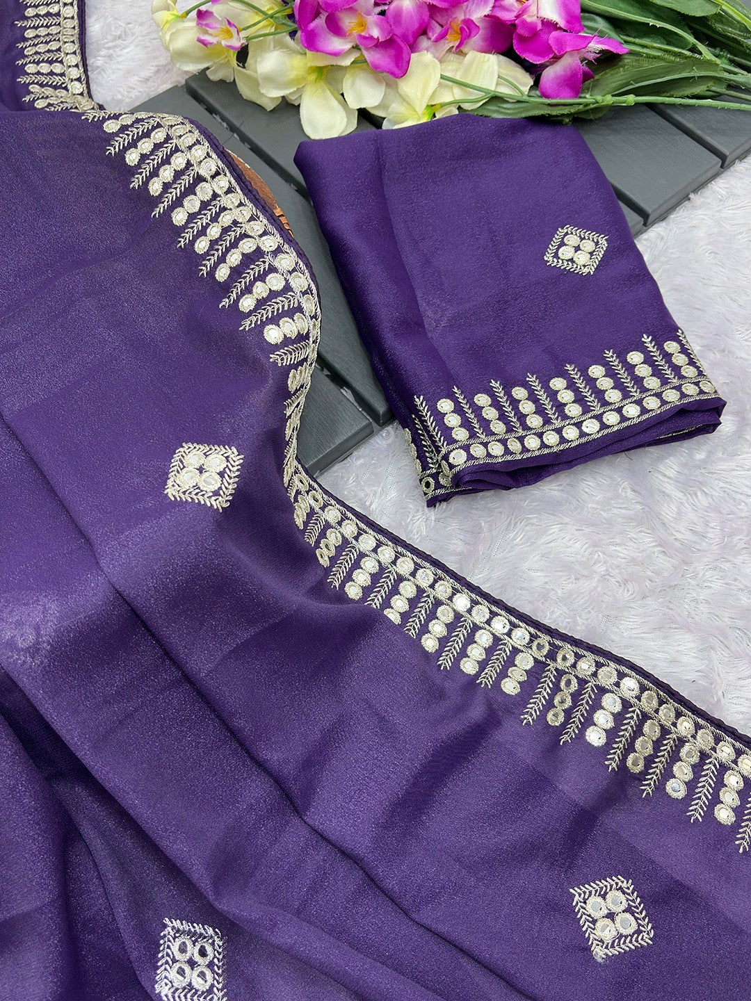 Charming Purple Georgette Saree With Delicate Sequins Embroidery & A Beautiful Border - Image 3