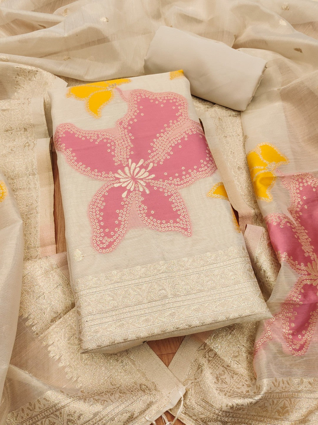 Classic Cream Floral Weaving Work Tissue Shimmer Jacquard Dress Material For Timeless Styling - Image 4