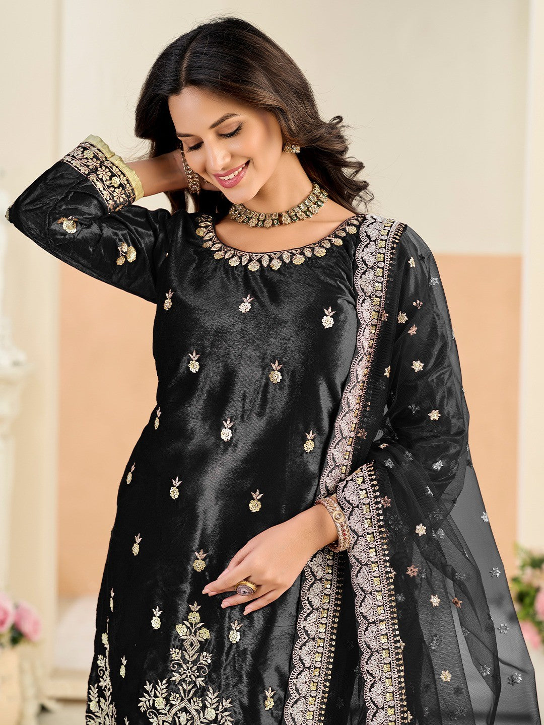 Elegant Black Velvet Salwar Suit with Sequins Embroidery Work - Image 3