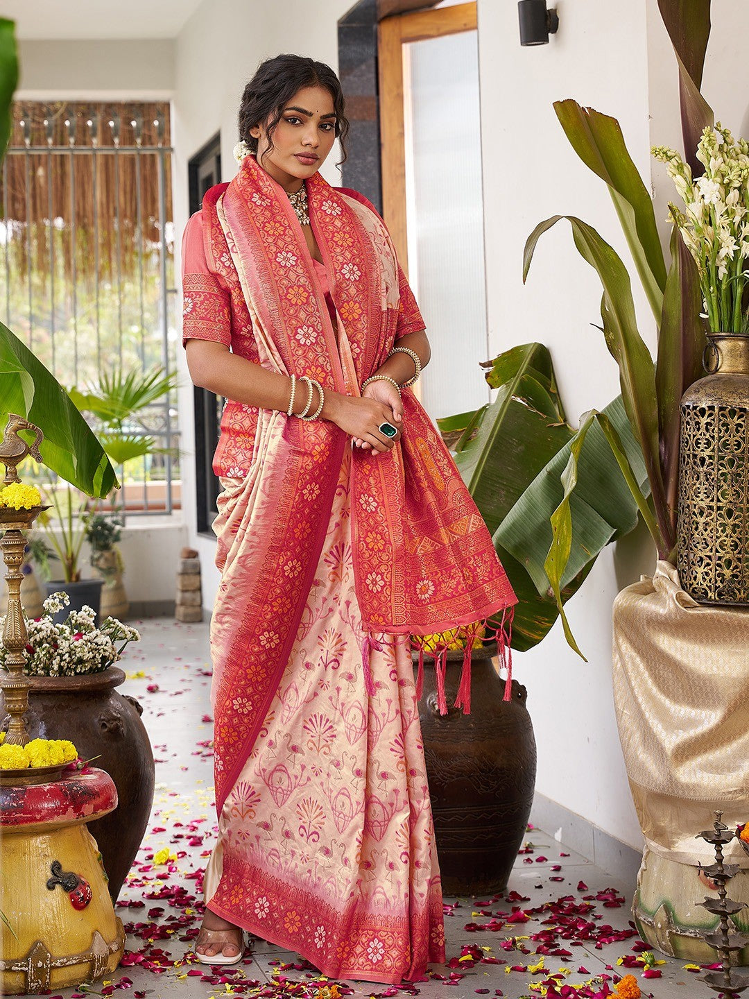 Classic Cream Soft Silk Blend Saree Enhanced With Traditional Floral Weaving & Tassel Pallu - Image 5