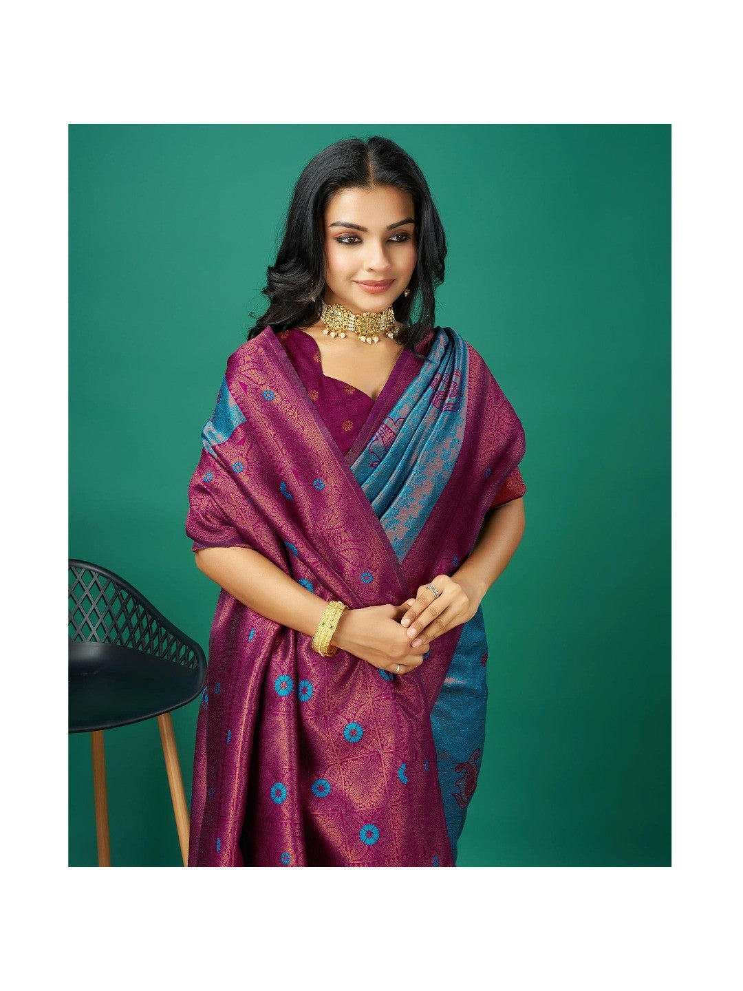 Blue Zari Woven Banarasi Silk Saree With Tassels - Image 3