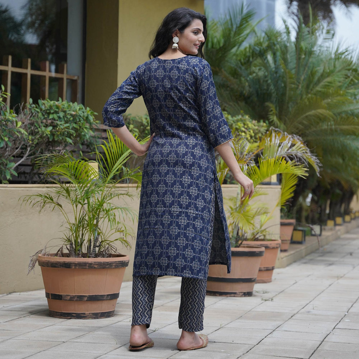 Blue Foil Printed Rayon Suit - Image 5