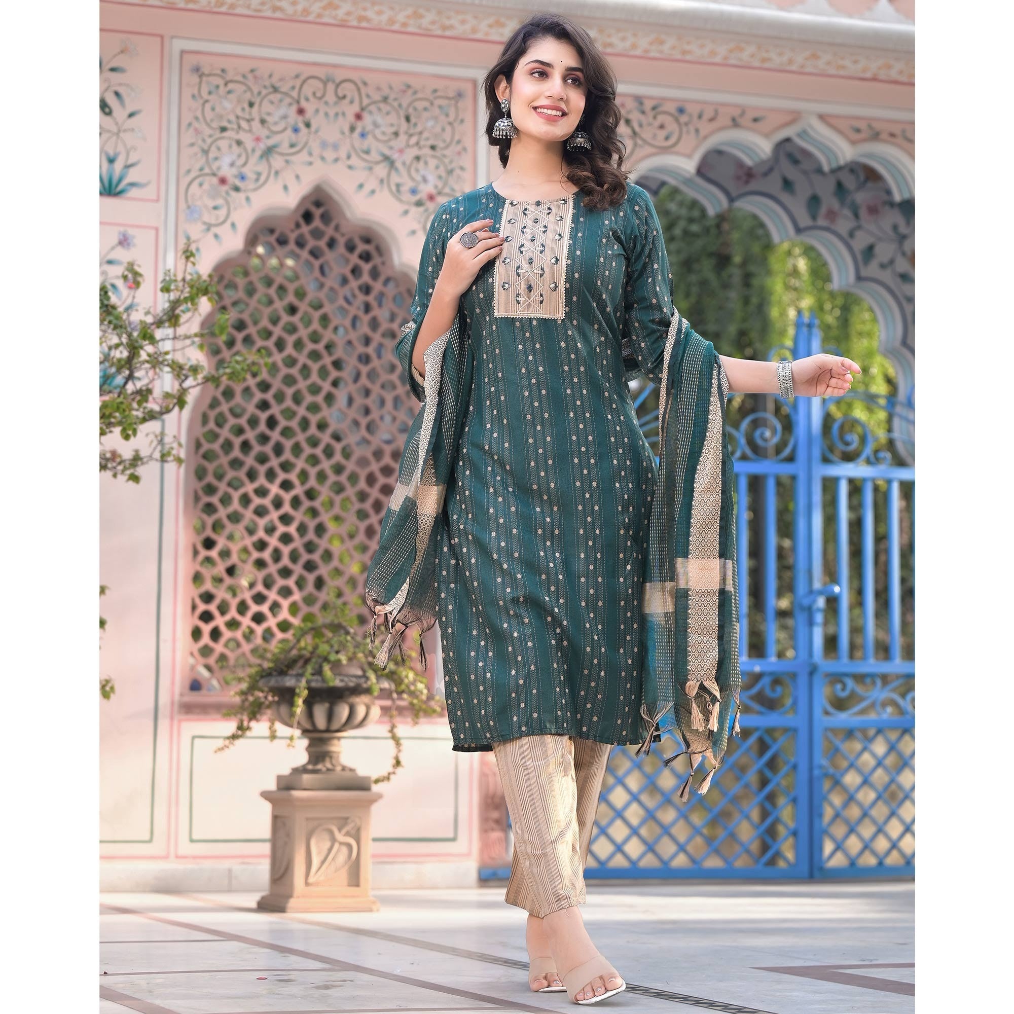 Green Woven Pure Cotton Straight Salwar Suit - Image 4