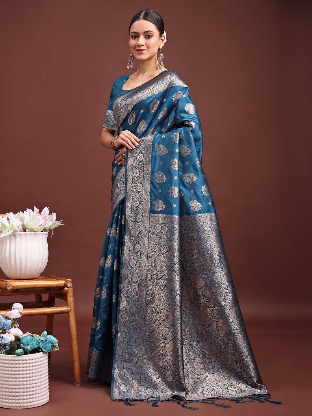 Teal Banarasi Silk Saree with Intricate Silver Zari Weaving for Festive Elegance - Image 3