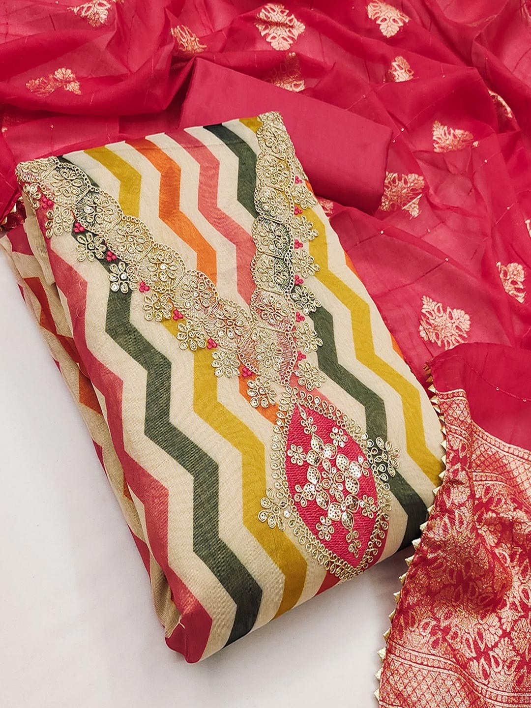 Pink Shimmer Silk Dress Material Featuring Stylish Zig-Zag Printed Patterns - Image 4