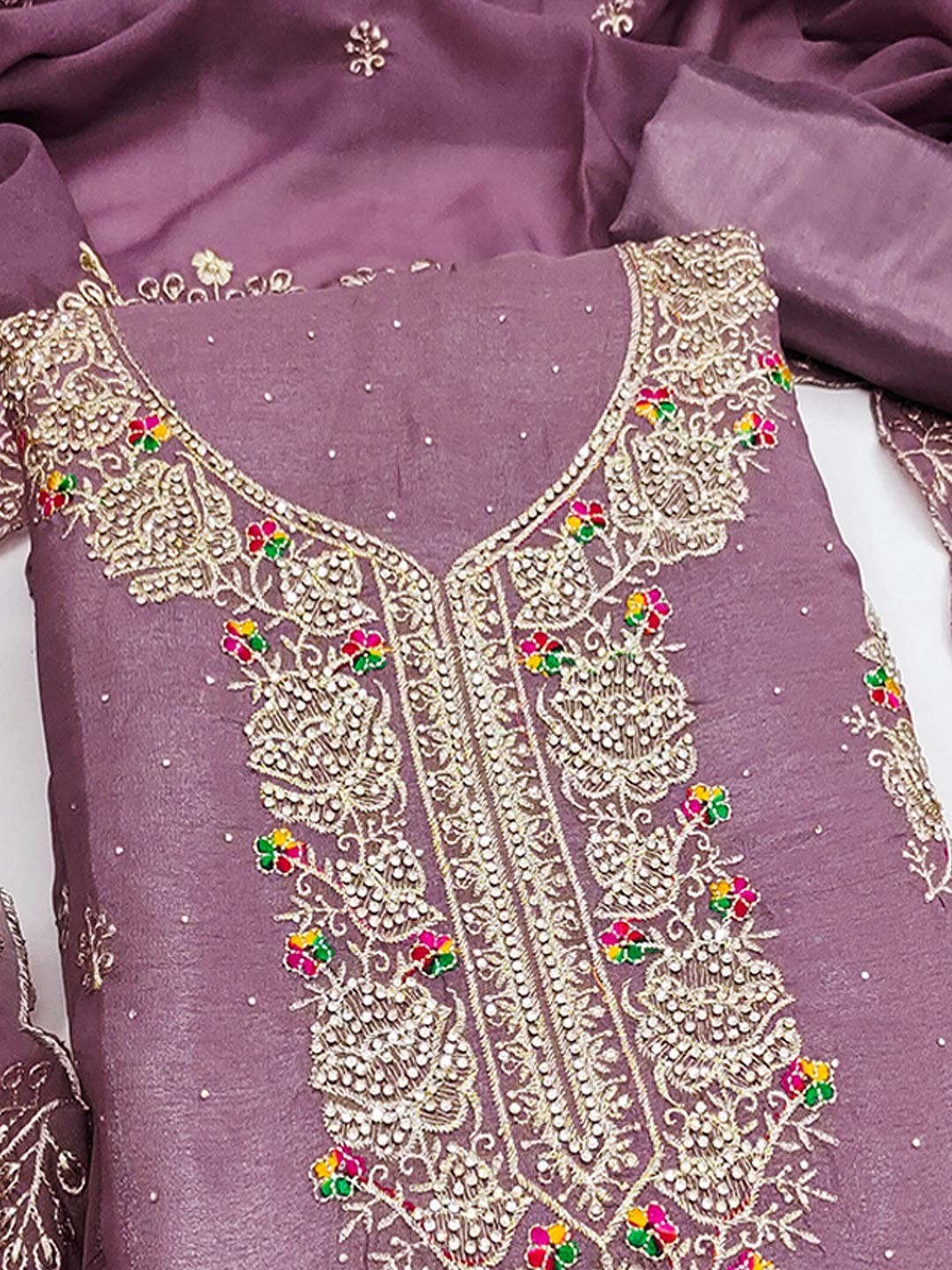 Onion Pink Floral Embroidery Georgette Dress Material With Shimmering Zarkan & Diamond Accents - Image 5