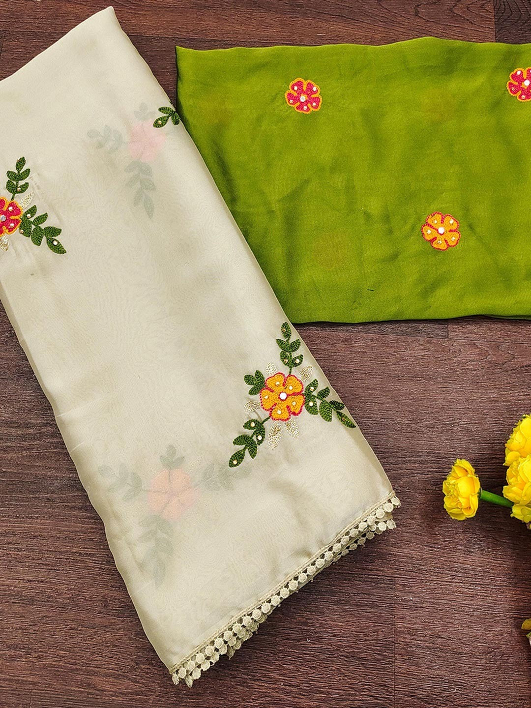 Offwhite Viscose Saree with Floral Embroidery and Green Blouse - Image 3