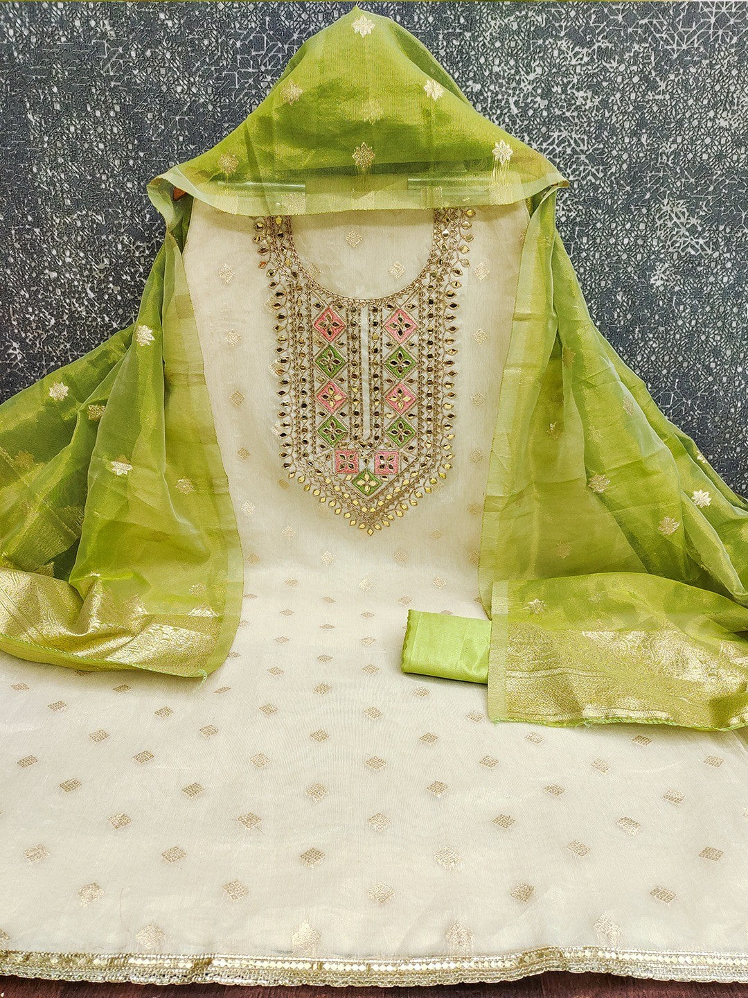Cream & Green Jacquard Dress Material Adorned with Classic Butti Weaving Work - Image 3