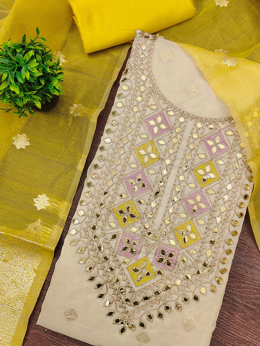 Cream & Mehendi Green Jacquard Dress Material Adorned with Classic Butti Weaving Work - Image 5