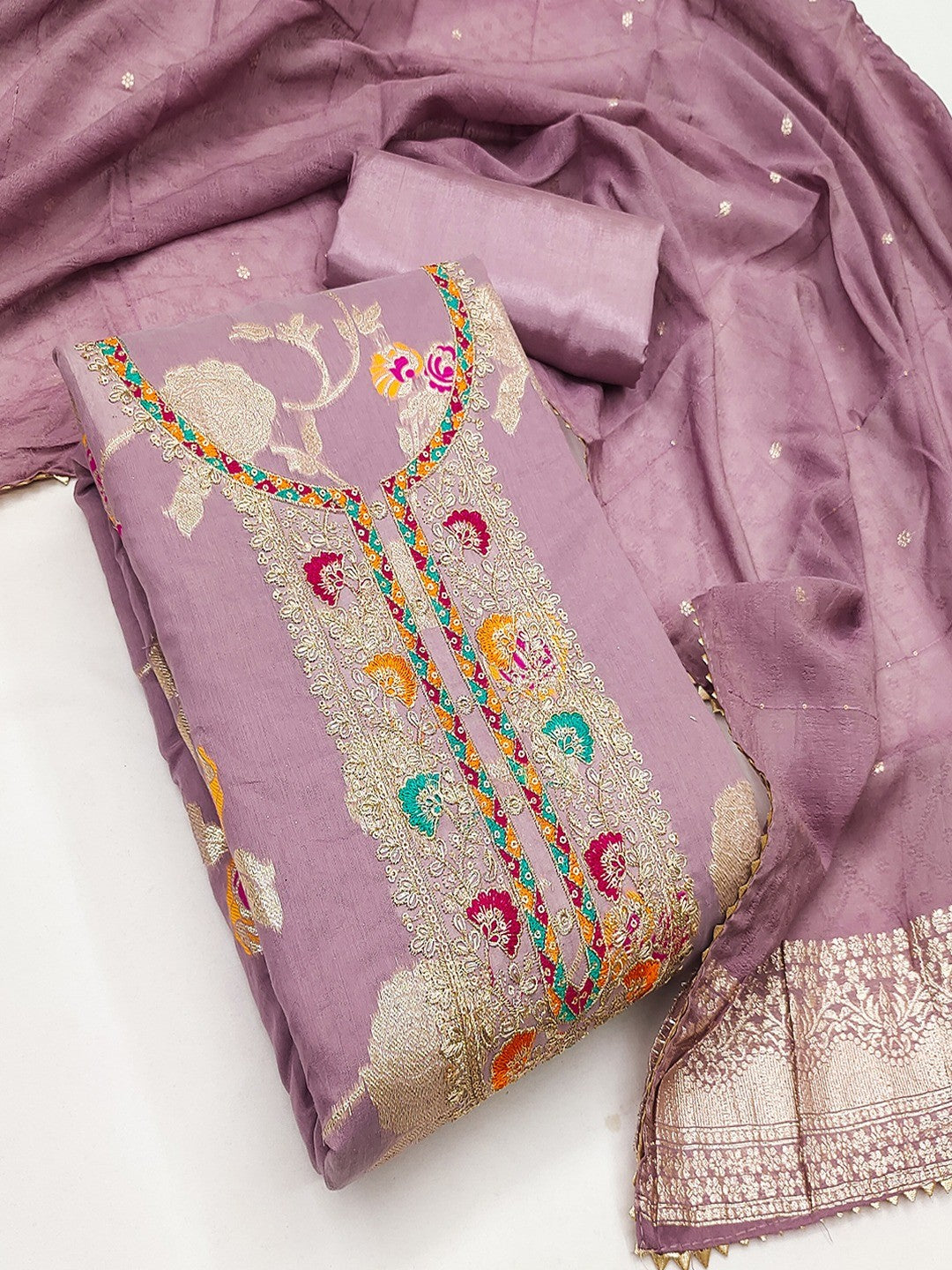 Mauve Elegant Modal Jacquard Dress Material Adorned with Intricate Zari Weaving - Image 3