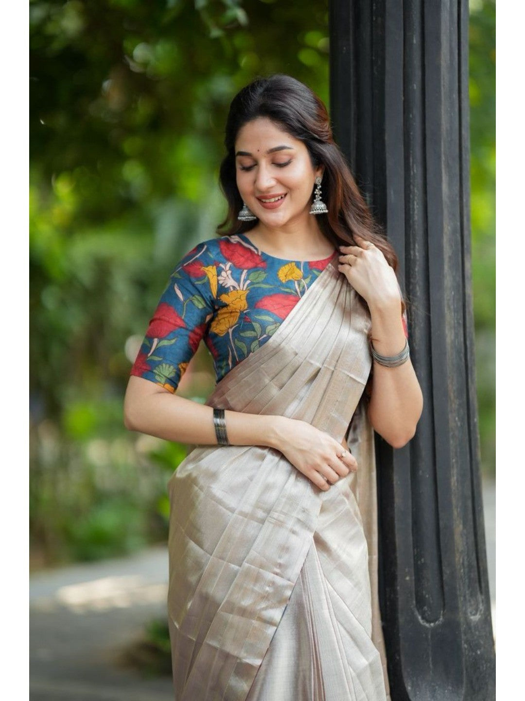 Timeless Beige Chiffon Saree with Floral Accent Blouse for Party Wear Collection - Image 3