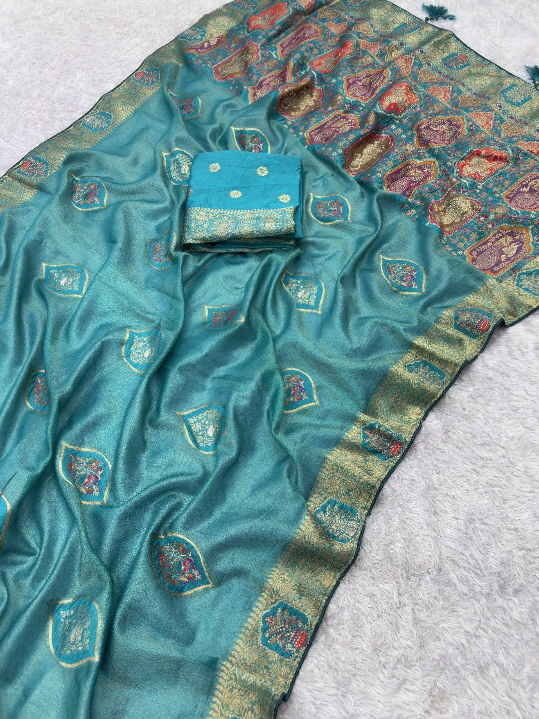 Elegant Rama Blue Floral Woven Nylon Tissue Jacquard Saree Adorned With Intricate Zarkan Work - Image 3
