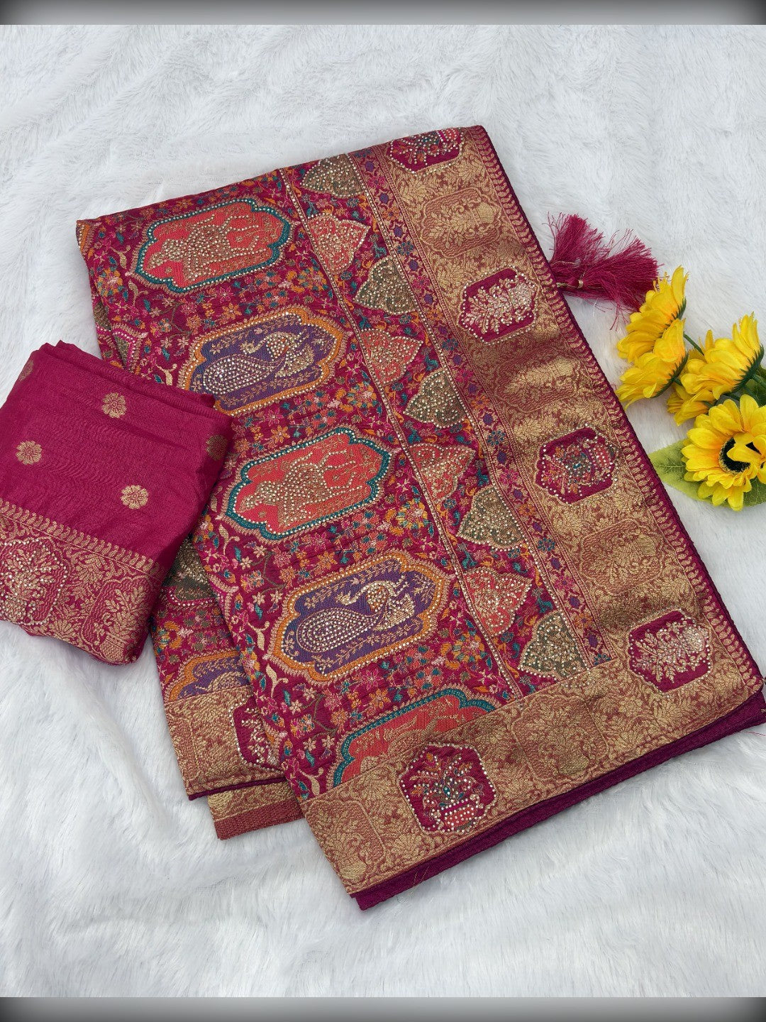 Elegant Magenta Floral Woven Nylon Tissue Jacquard Saree Adorned With Intricate Zarkan Work - Image 2