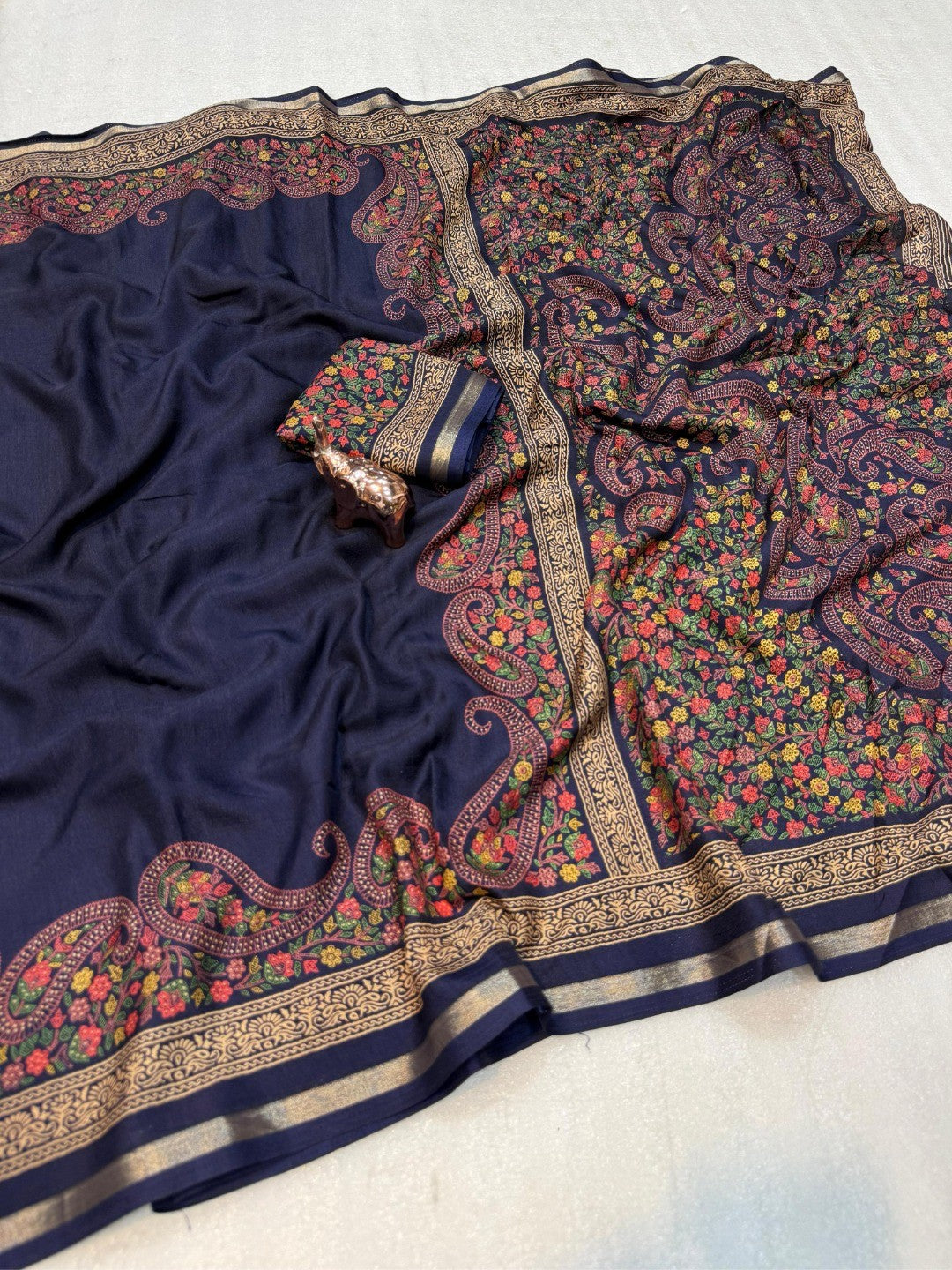 Navy Blue Tussar Silk Saree with Classic Paisley Pattern and Refined Traditional Finish - Image 3