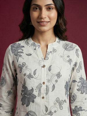 Ethnic Style Offwhite Floral Print Pure Cotton Straight Fit Kurti for Casual Wear - Image 2