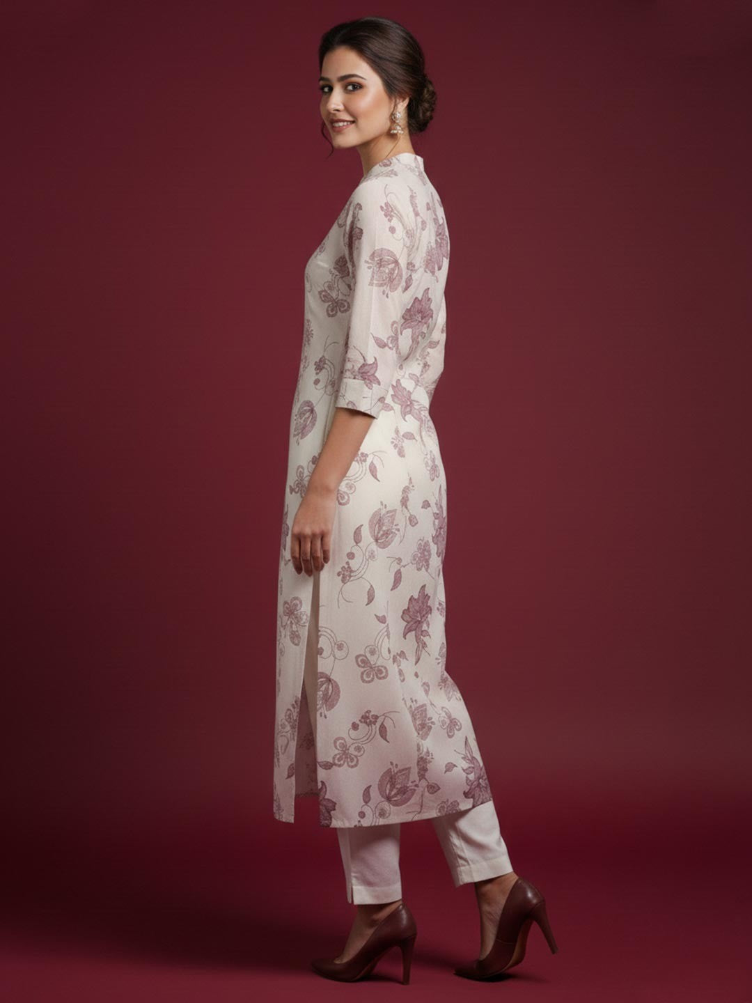 Ethnic Style Offwhite Floral Print Pure Cotton Straight Fit Kurti for Casual Wear - Image 4